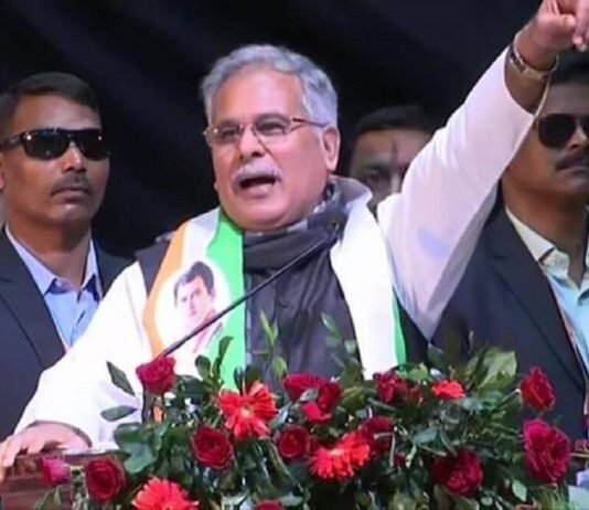 नोटों पर लक्ष्मी-गणेश की तस्वीर की मांग को लेकर बघेल ने की सीएम केजरीवाल की खिंचाई