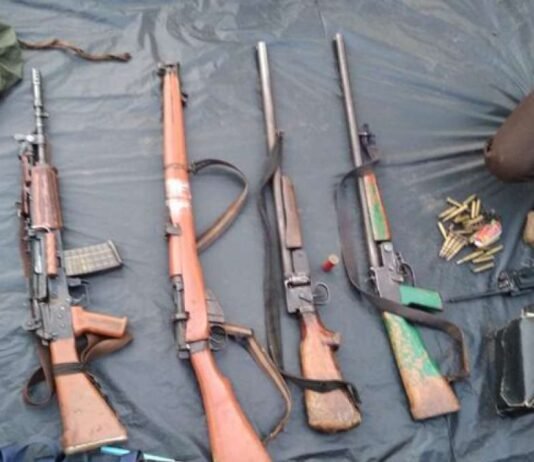 छत्तीसगढ़ के बीजापुर में नक्सलियों के साथ सुरक्षाबलों की मुठभेड़, विदेशी हथियार बरामद