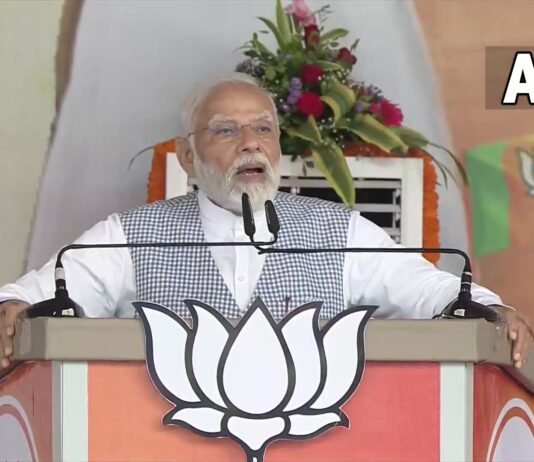 पटेल पूरे कश्मीर को भारत में मिलाना चाहते थे लेकिन नेहरू ने इसकी अनुमति नहीं दी: मोदी