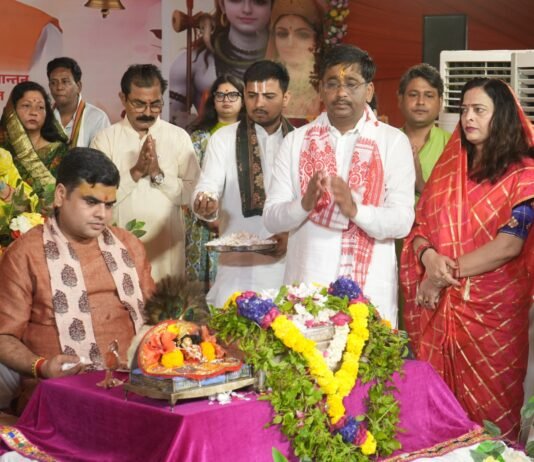 संस्कृति और सभ्यता की धरोहर हैं हमारी परम्पराएं, इनका पोस्टमार्टम नहीं होना चाहिए : आचार्य शांतनु जी महाराज