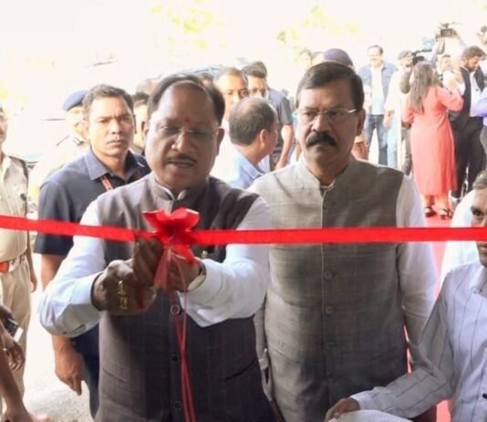 रायपुर हवाई अड्डा पर वीवीआईपी मूवमेंट के दौरान यात्रियों को अब नहीं असुविधा, सीएम साय ने किया स्टेट हैंगर का उद्घाटन
